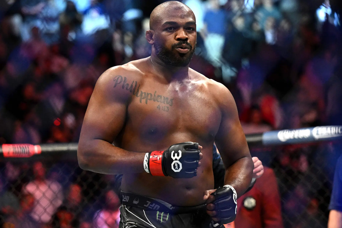 Jones à fait ses débuts